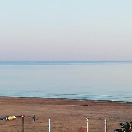 Appartement Brezza Da Mare à Rimini Extérieur photo