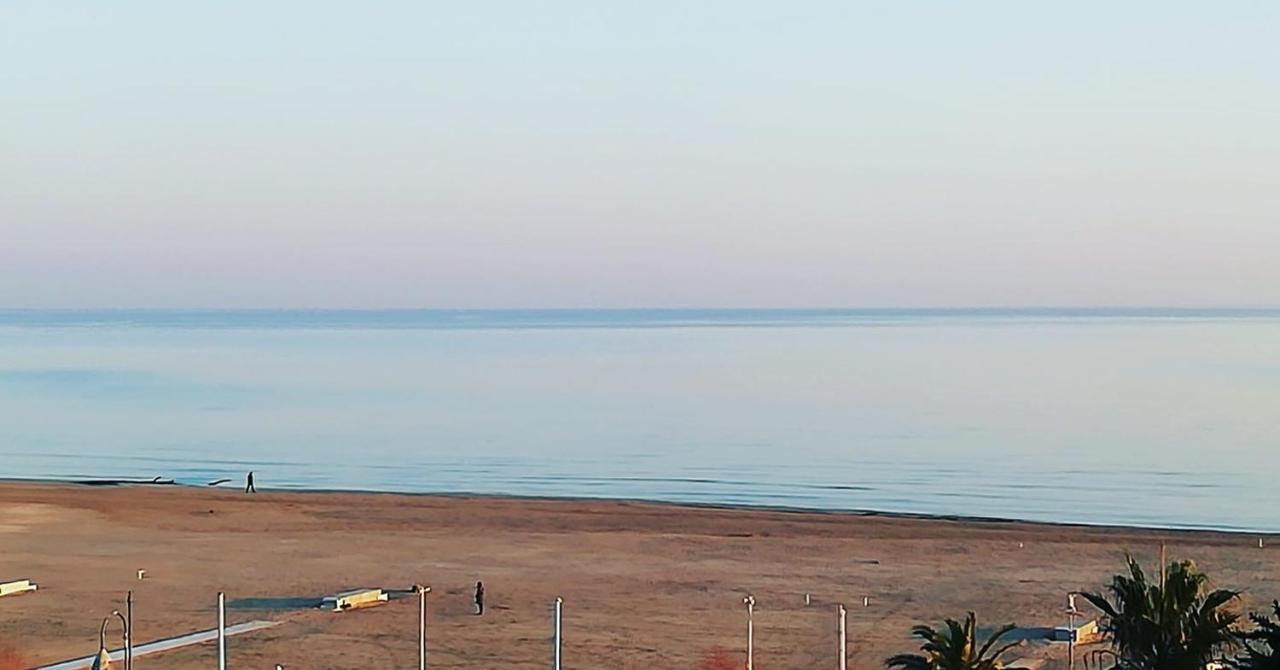 Appartement Brezza Da Mare à Rimini Extérieur photo