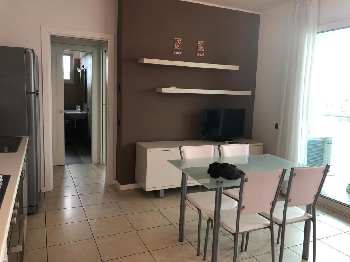 Appartement Brezza Da Mare à Rimini Extérieur photo